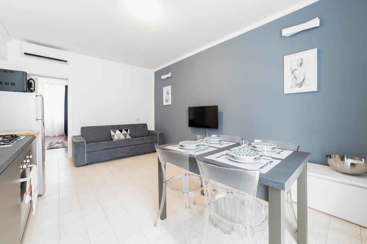 Roomy Close To Subway M5! * Milán